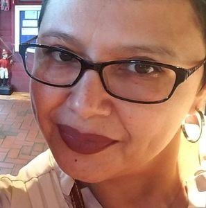 Meet your Posher, Sandra